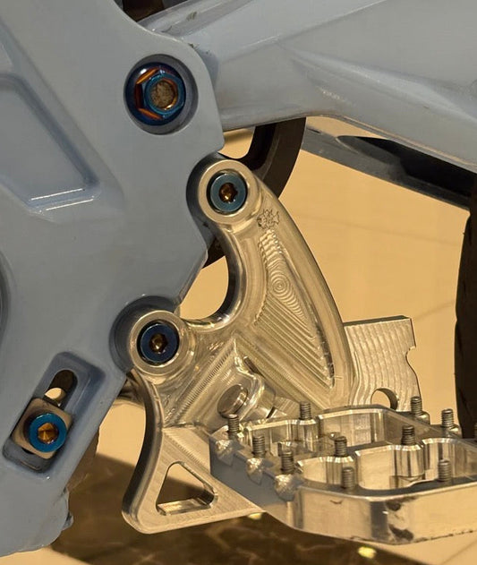 Emoto Peg Bracket Titanium Bolts (set of 4)